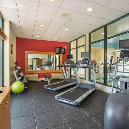 Hilton Garden Inn Fishkill Esterno foto