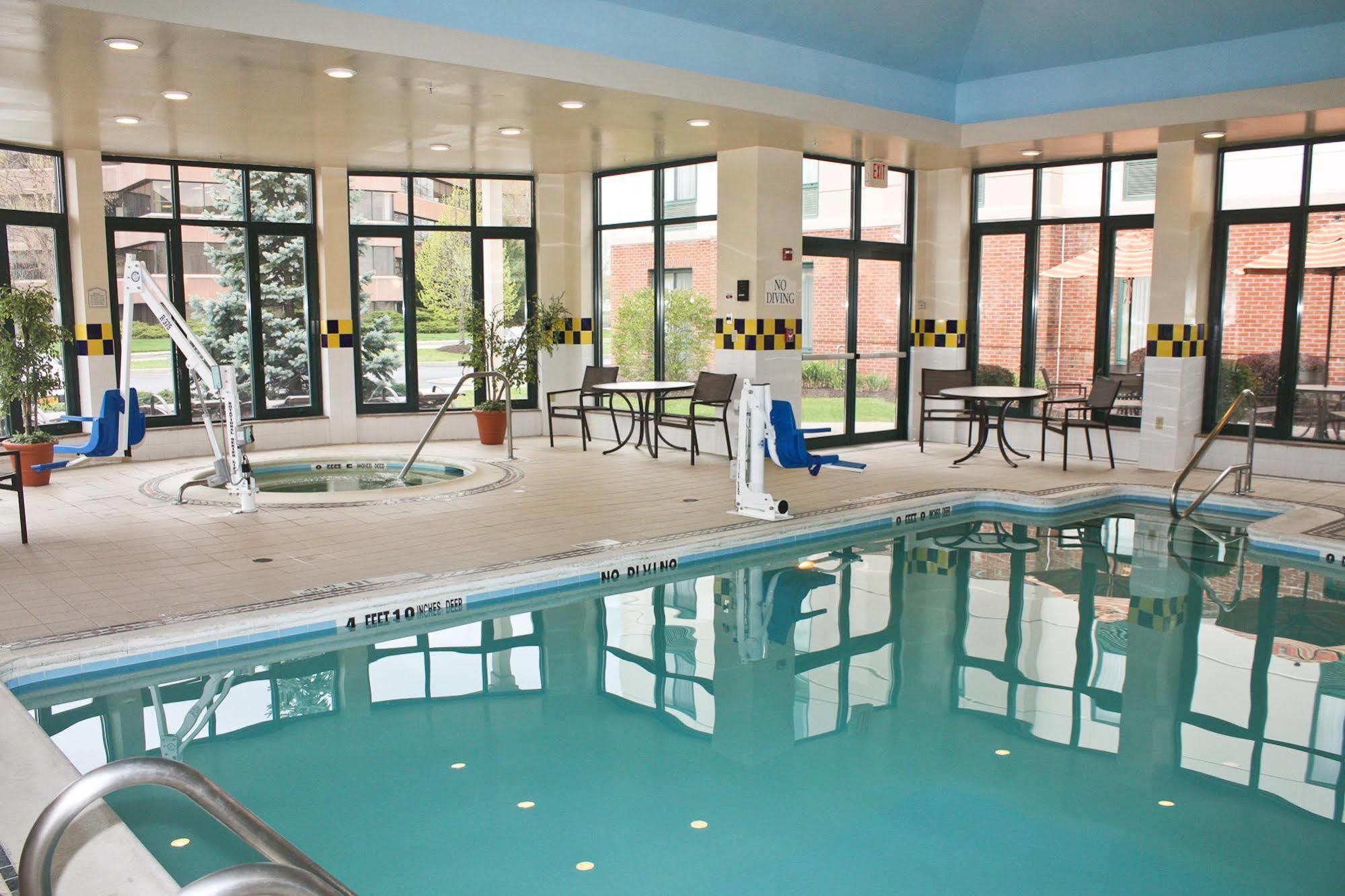 Hilton Garden Inn Fishkill Esterno foto